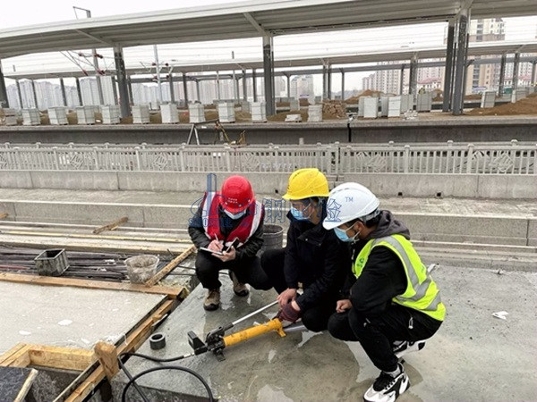 地铁后扩底锚栓抗拉拔承载力检测案例