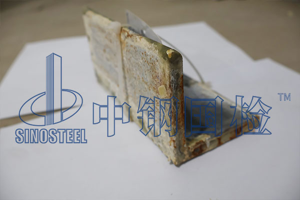 盐雾试验腐蚀后的试件